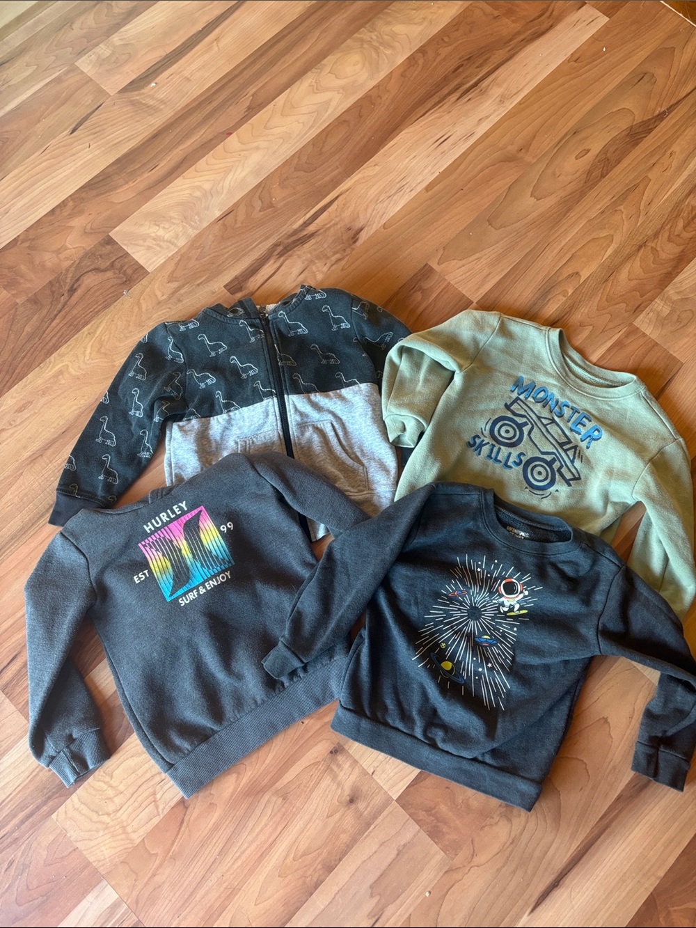 3T GUC Sweatshirt Lot of 4 items